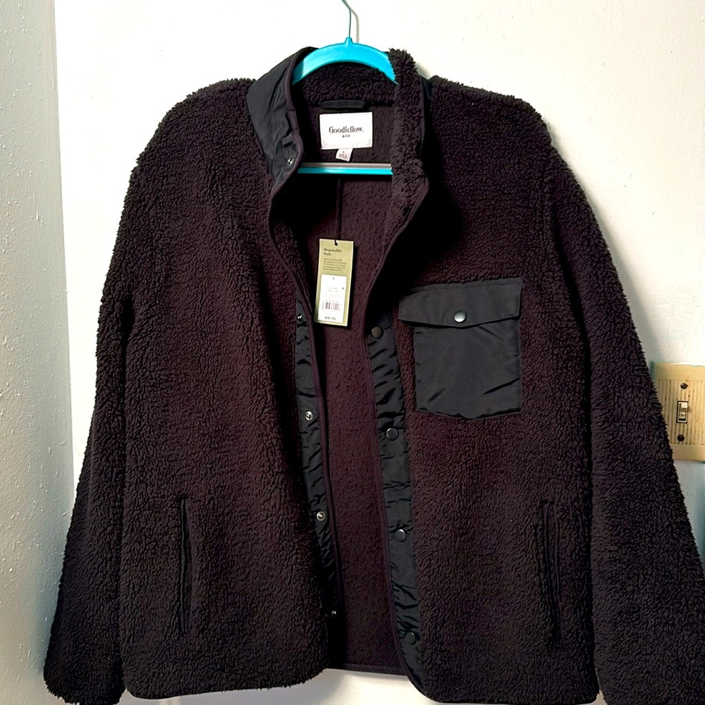 Good Fellow men’s black Sherpa jacket Large NWT